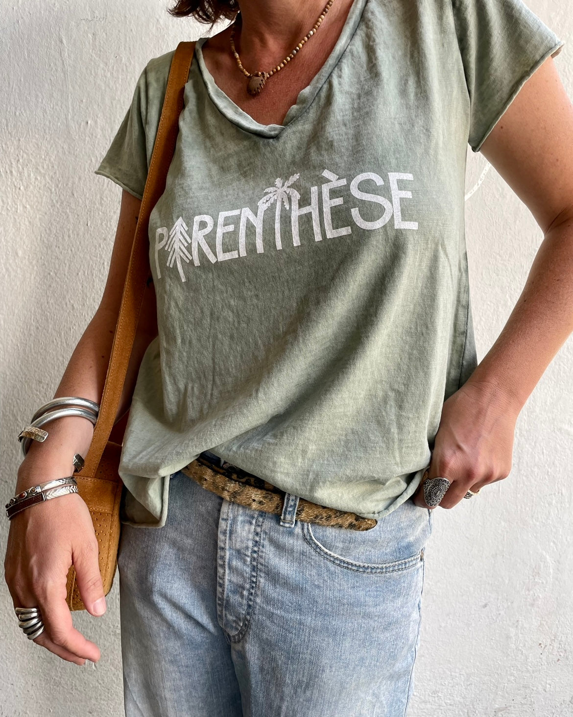 ALOE PARENTHÈSE T-SHIRT